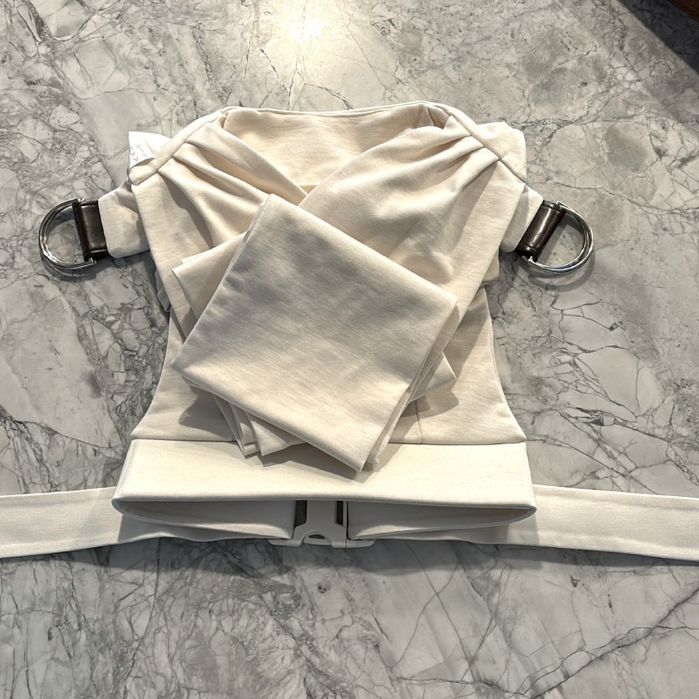 Lalabu simple wrap in shade “natural”. New condition, unused, only tried on:)